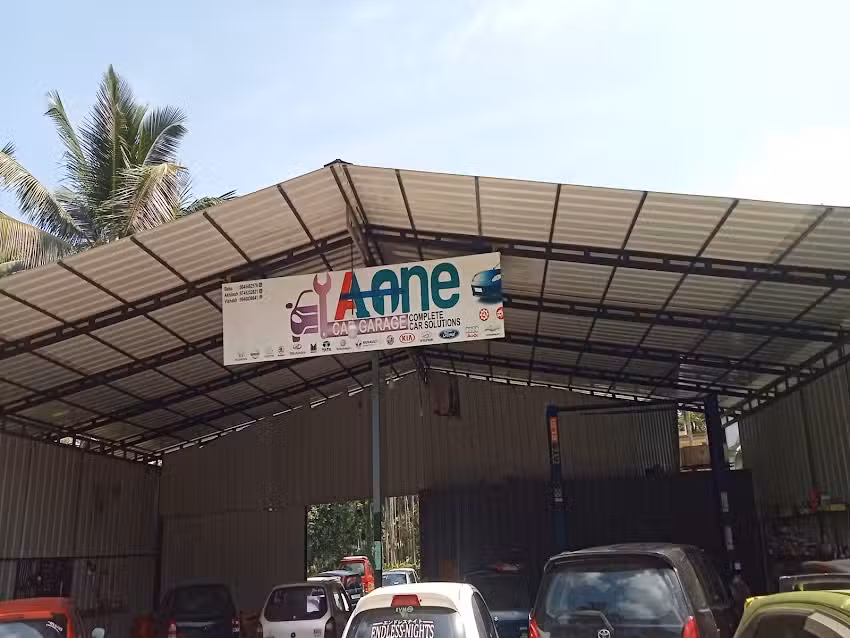 A ONE CAR GARAGE (CAR WORKSHOP)