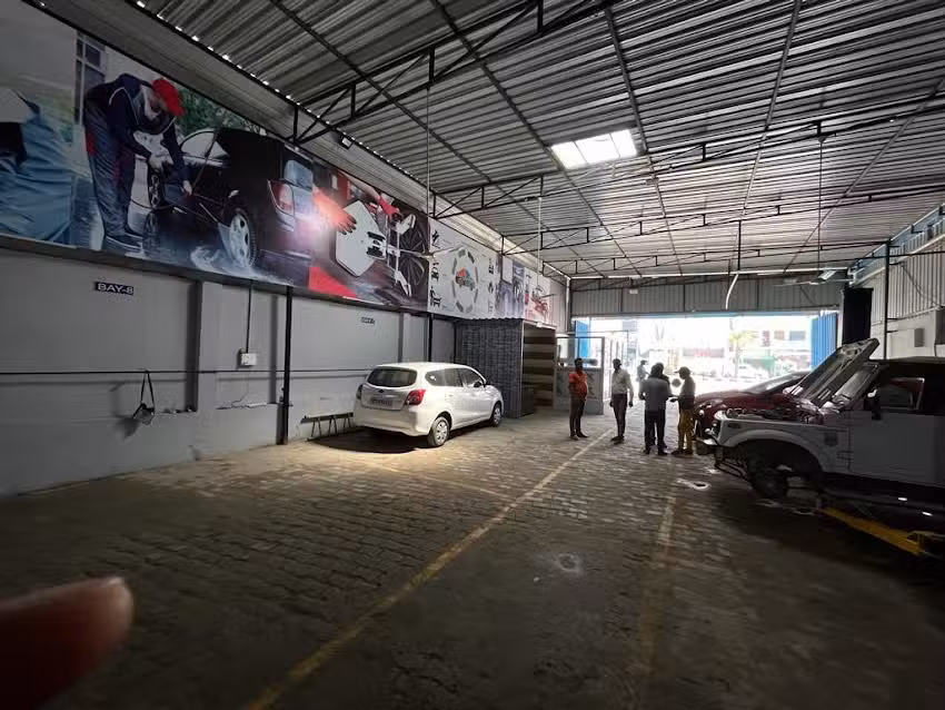 Auto Service & Repairing Centre In Surat