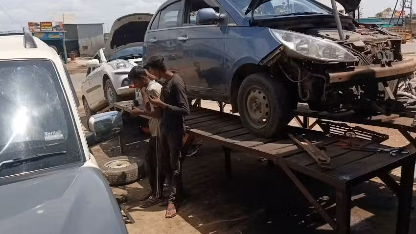 Bablu motors all types of cars repair center Degloor