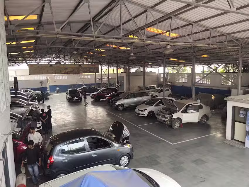 Bosch Car Service &ndash; Navjivan Motors