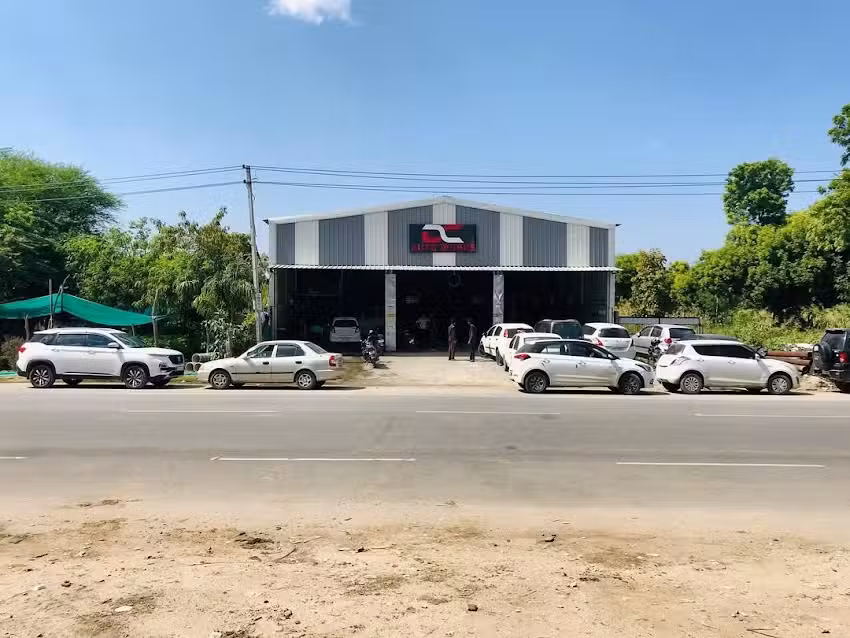 Decent car auto works