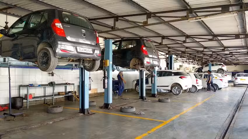 Deep Hyundai Service Station