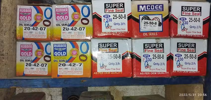 G.R.N.N E-Rickshaw Parts & Workshop