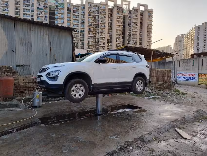 Gaur City motors & car service center