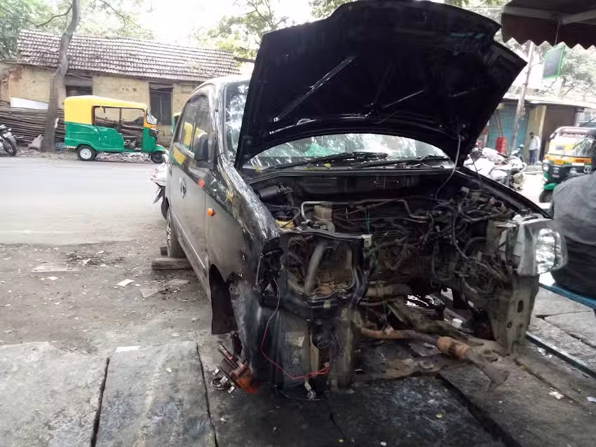 Ghani & Sons car garage (since 1969)