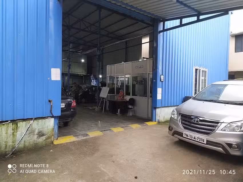 GLOBAL MOTORS MULTI CAR SERVICE CENTER