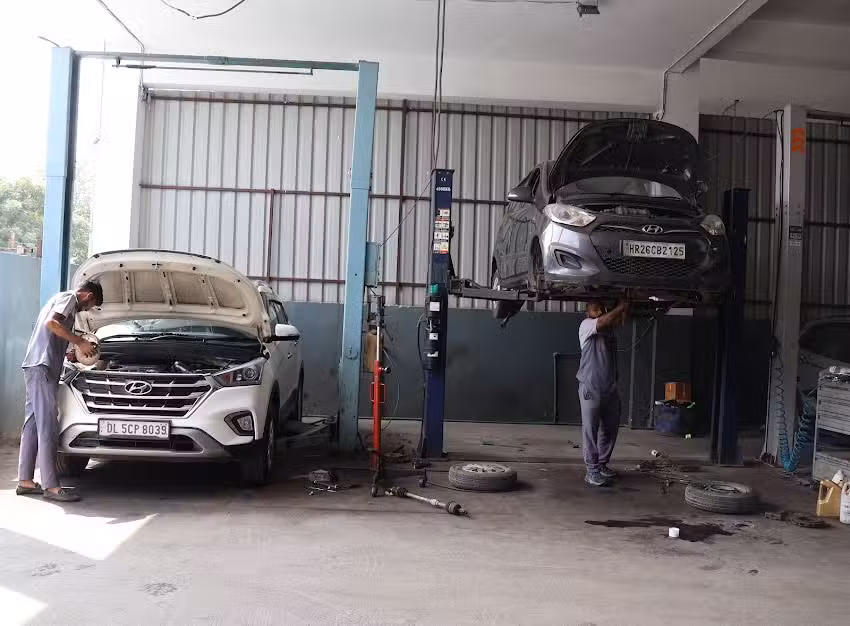 GoMechanic &ndash; Multi Brand Car Service Center Agra