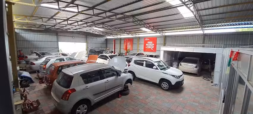 GoMechanic &ndash; Shivanshu Multi Car Workshop