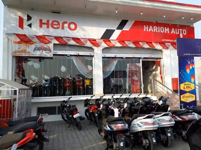 Hariom Auto Service centre