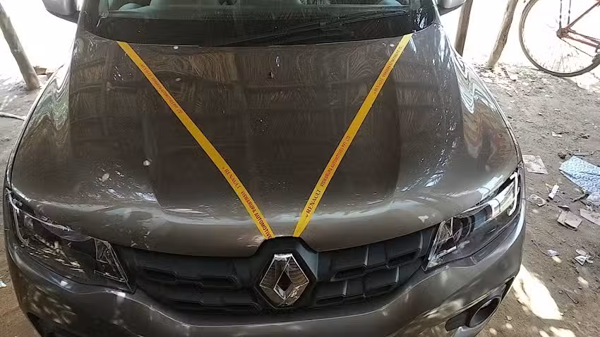 Hema Car Engine/A C Mechanic Services & Towing truck for accident vehicles