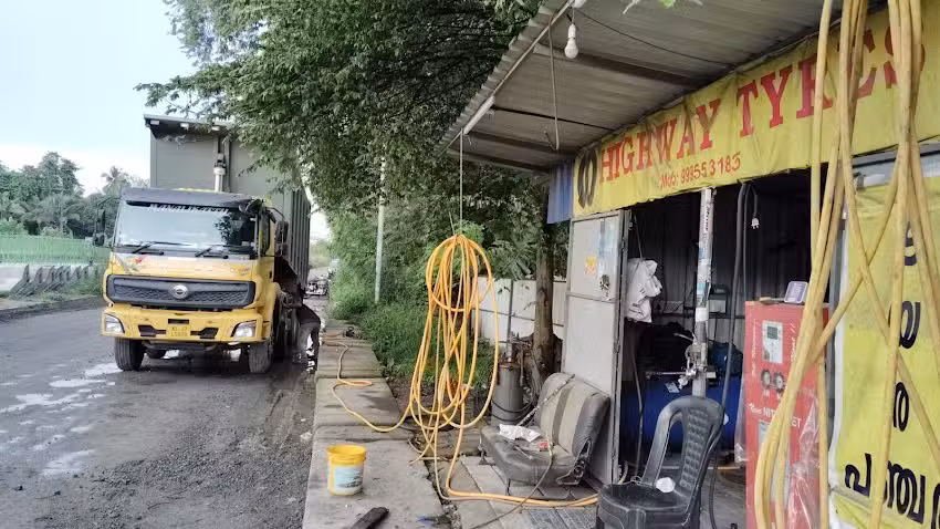 High way Mobile puncher Work-Havy vehicle, Two wheeler, Car