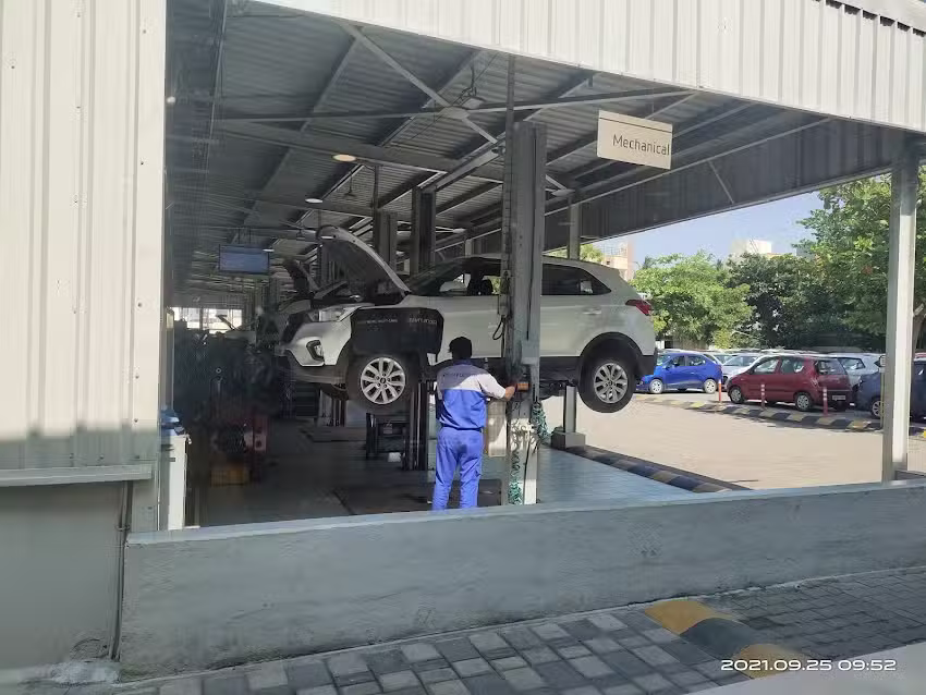 Hyundai Motor Plaza, Alandur