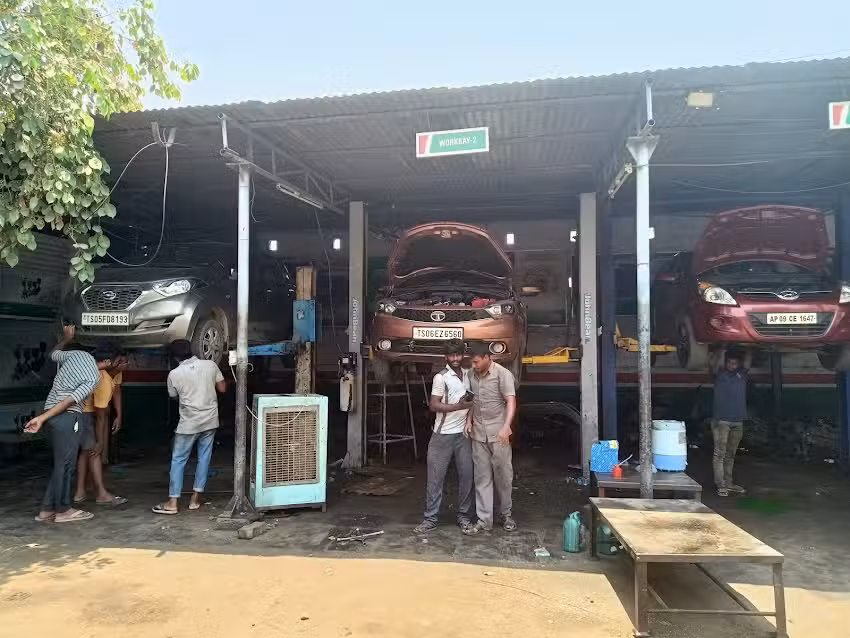 Indian Auto Mechanical Works Khader Bahi Work Shop