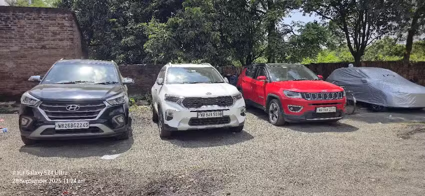 J R MOTORS