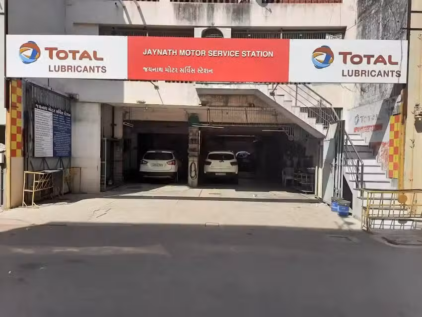 Jaynath Motor Service Station