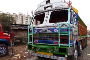 Kaka Sankar Sharma Body garage