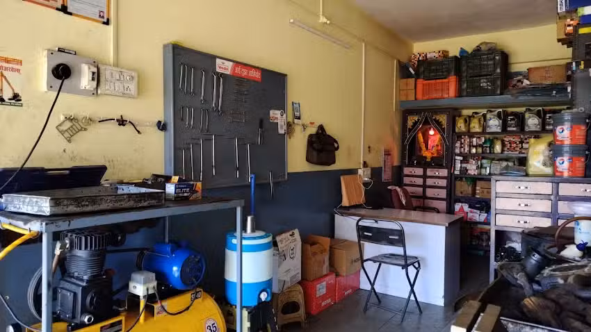 Kaveri Motor Garage (Mahindra Mitra Technician)