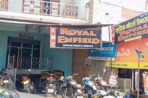 Khadiza motors chhibramau