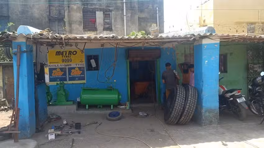 Khalil tyre repairing service