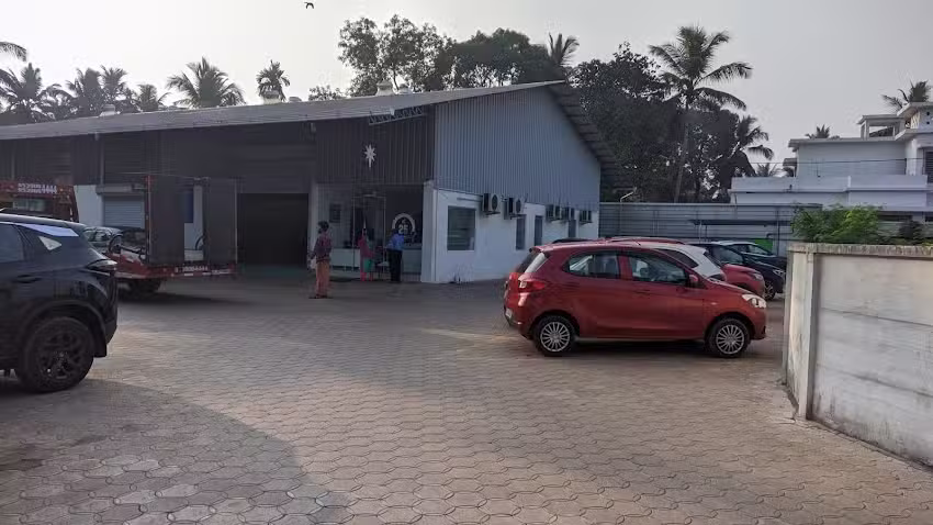 KVR DREAM VEHICLES Tata service center