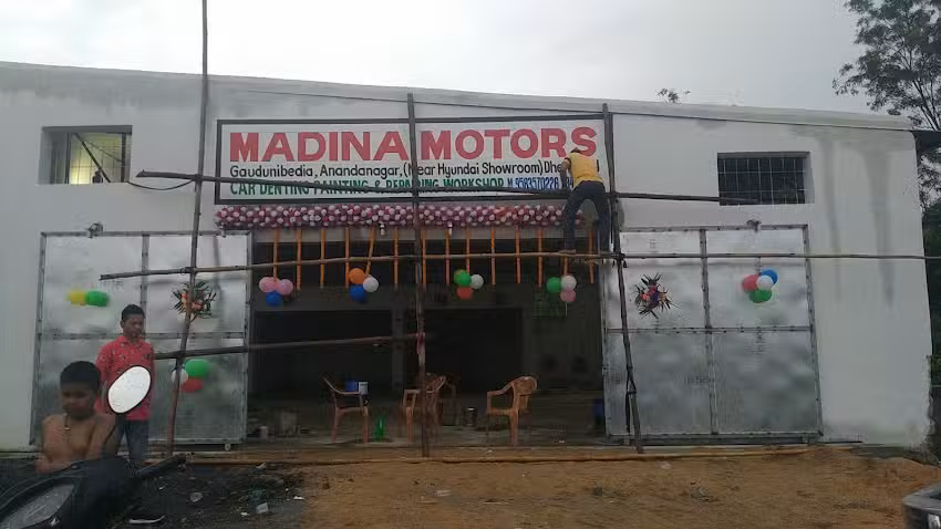 MADINA MOTORS