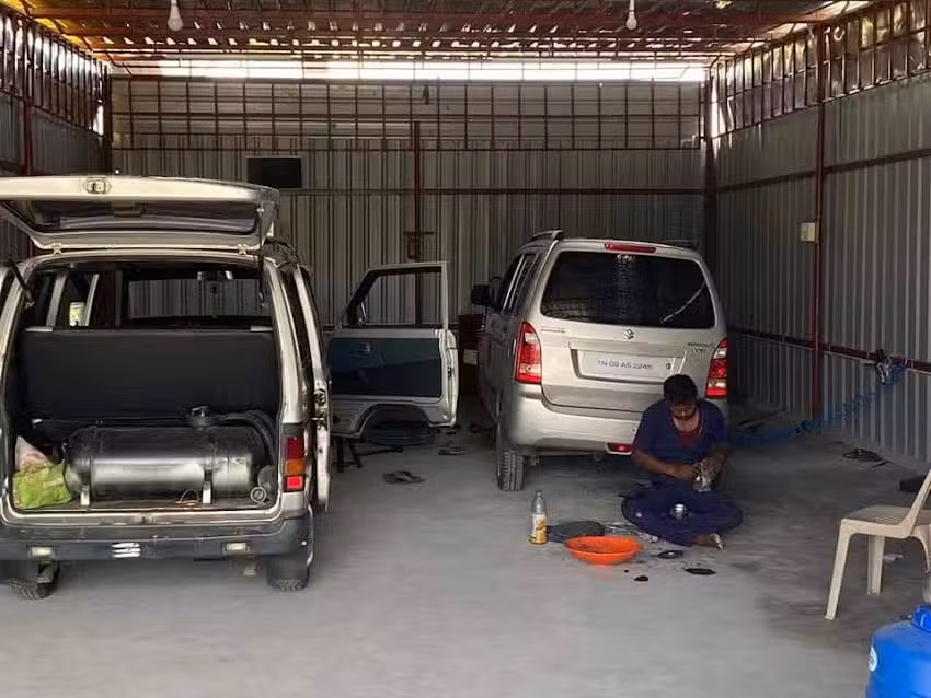 Mahalakshmi car service center