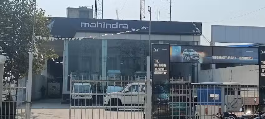 Mahindra Authorized Workshop