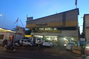 Mahindra FIRST CHOICE Any Car Service