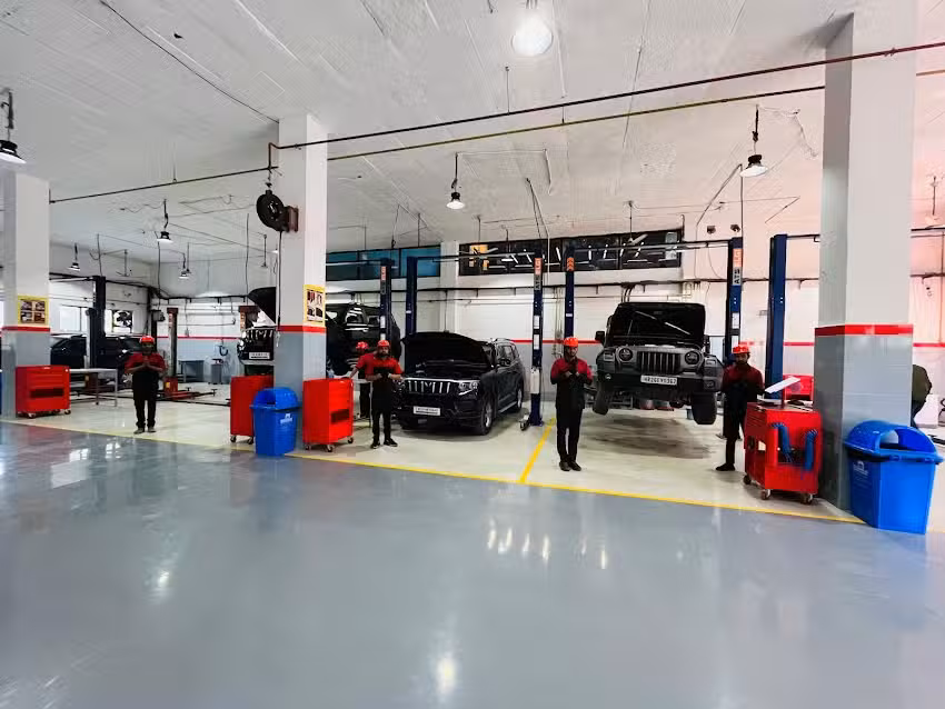 Mahindra Koncept Automobile Service Centre & Bodyshop