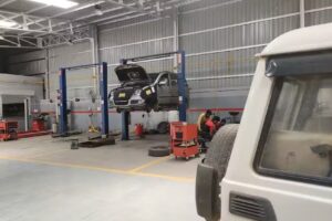 Mahindra Service Centre