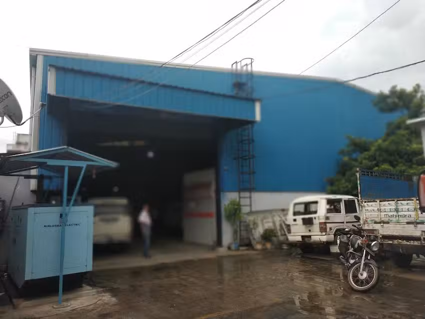 Mahindra Servicing Centre