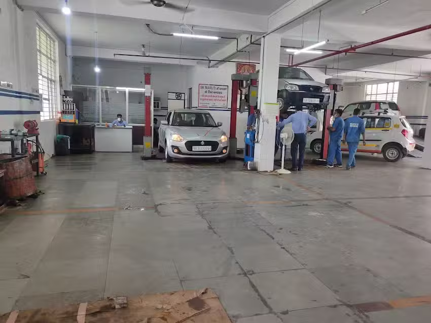 Maruti Suzuki Authorised Service (Sk Universe Automobile)