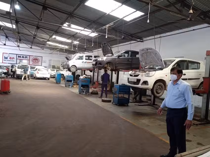Maruti Suzuki Service (Lovely Autos)