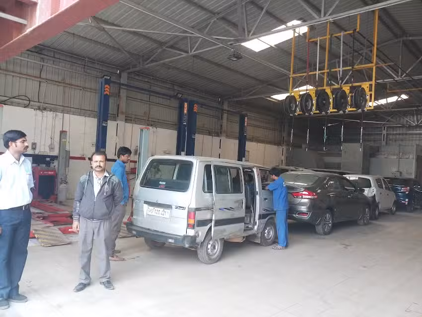 Maruti Suzuki Service (Premier Carworld)