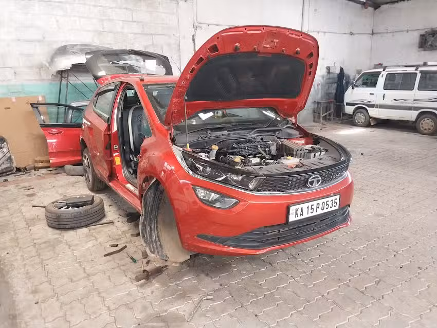 Maruti Suzuki Service (Shruti Motors)