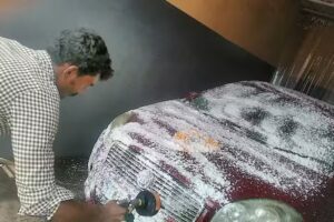 MECHANIC &ndash; CAR REPAIR CENTRE