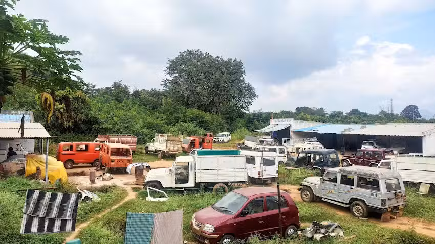 Muna Garage (Automobile workshop)