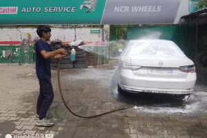 NCR WHEELS APNA GARAGE (Multibrand Car Workshop & Tyre Shop)