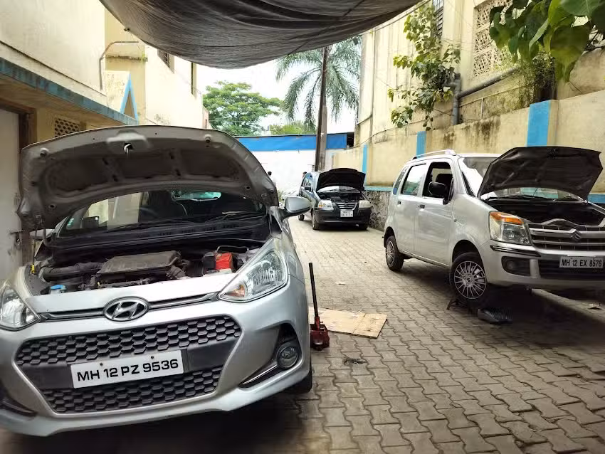 𝗡𝗘𝗪 𝗠𝗢𝗧𝗢𝗥 𝗖𝗔𝗥𝗘 Best Car Garage in Tingre Nagar | Best Car Service Center in Tingre Nagar | Car Denting | Car Painting