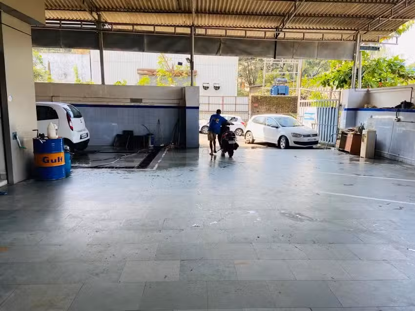 Pelia Industries &ndash; Multi Car Service Center