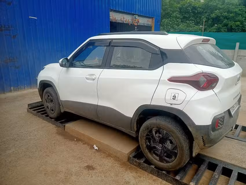 Raja rajeswari auto motives (mechanic repair and service centre)