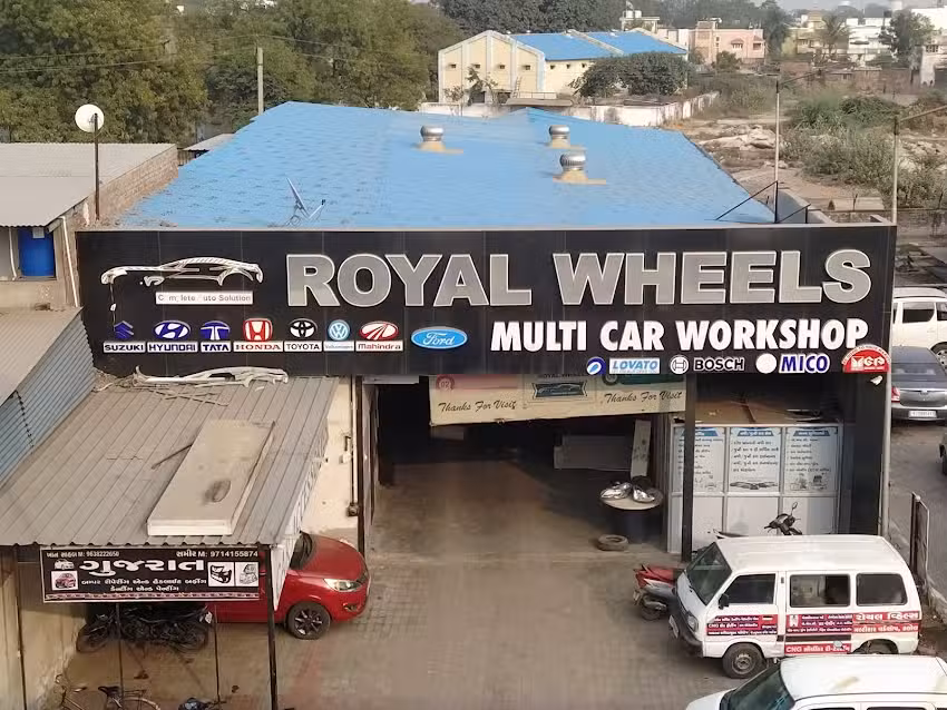 Royal Wheels Multi Car Workshop