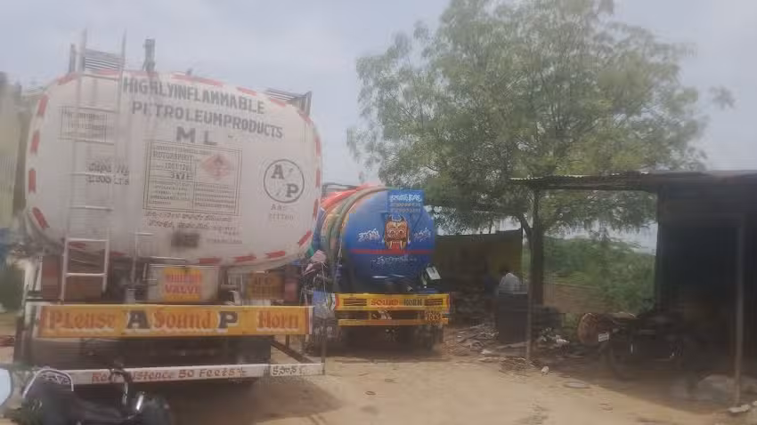 SD SHEKSHA VALI LORRY MECHANIC