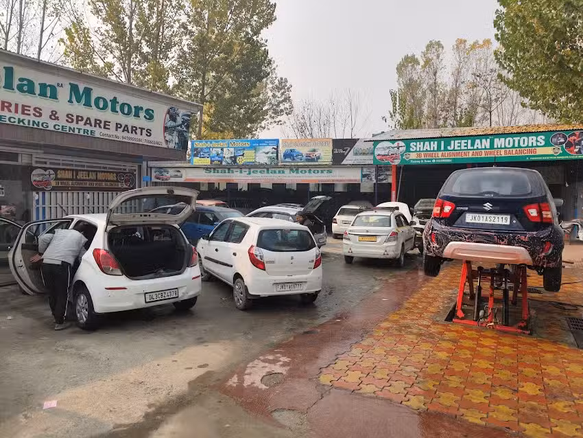 SHAH i JEELAN MOTORS