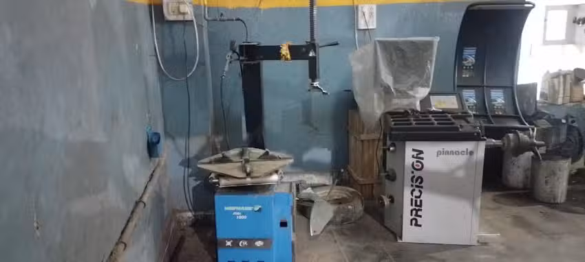 Sonu Motors Tata Motors (PVBU)