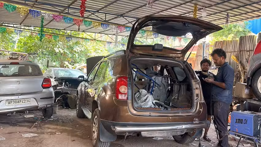 SREE VASU CAR CARE | PRINTING | DENTING | SCANNING | A/C IN VIZAG