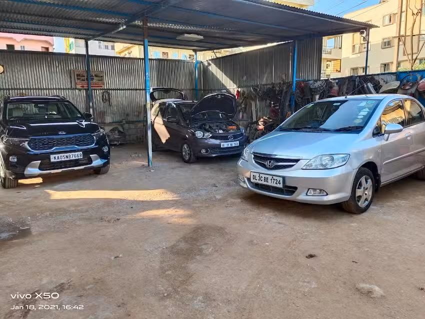 SRN CAR SERVICE AND CAR MAINTENANCE SERVICE AND TOWING SERVICE IN BANGALORE