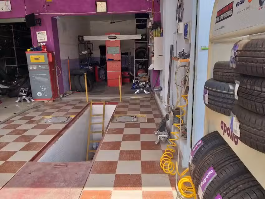 SS TYRES WHEEL ALIGEMENT AND CAR SERVICE