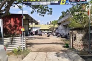 Sunrise multi car garage