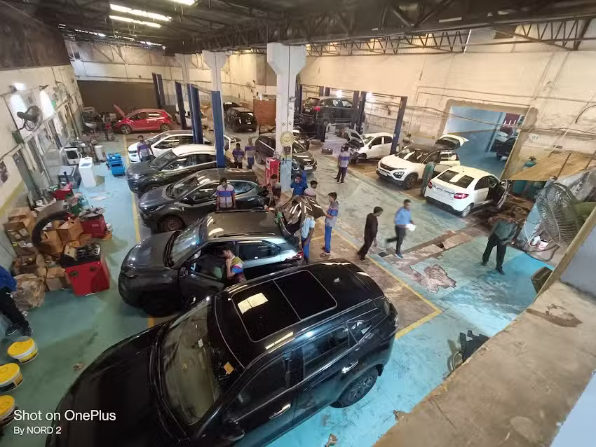 Tata Motors Cars Service Centre &ndash; Classic Motors, Old Industrial Area